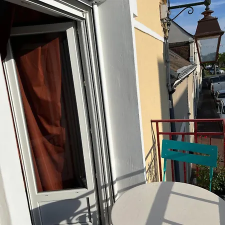 Charmant Gite Au Bord De La Sarthe - 6 Personnes Fille Exterior photo